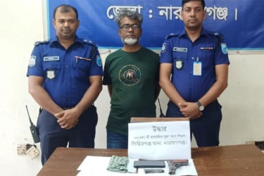 সিদ্ধিরগঞ্জে পিস্তলসহ একজন গ্রেফতার