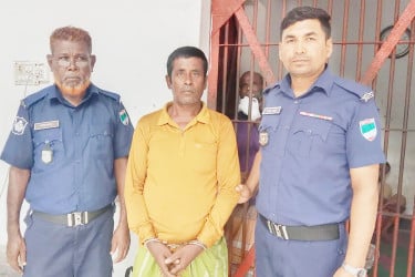 বাবাকে গলা কেটে হত্যার দায়ে ছেলের যাবজ্জীবন