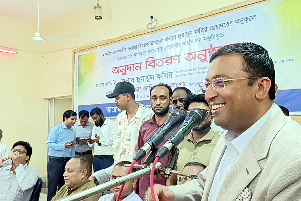 সরকার জনগণের প্রতি খুবই আন্তরিক : হুমায়ুন কবির