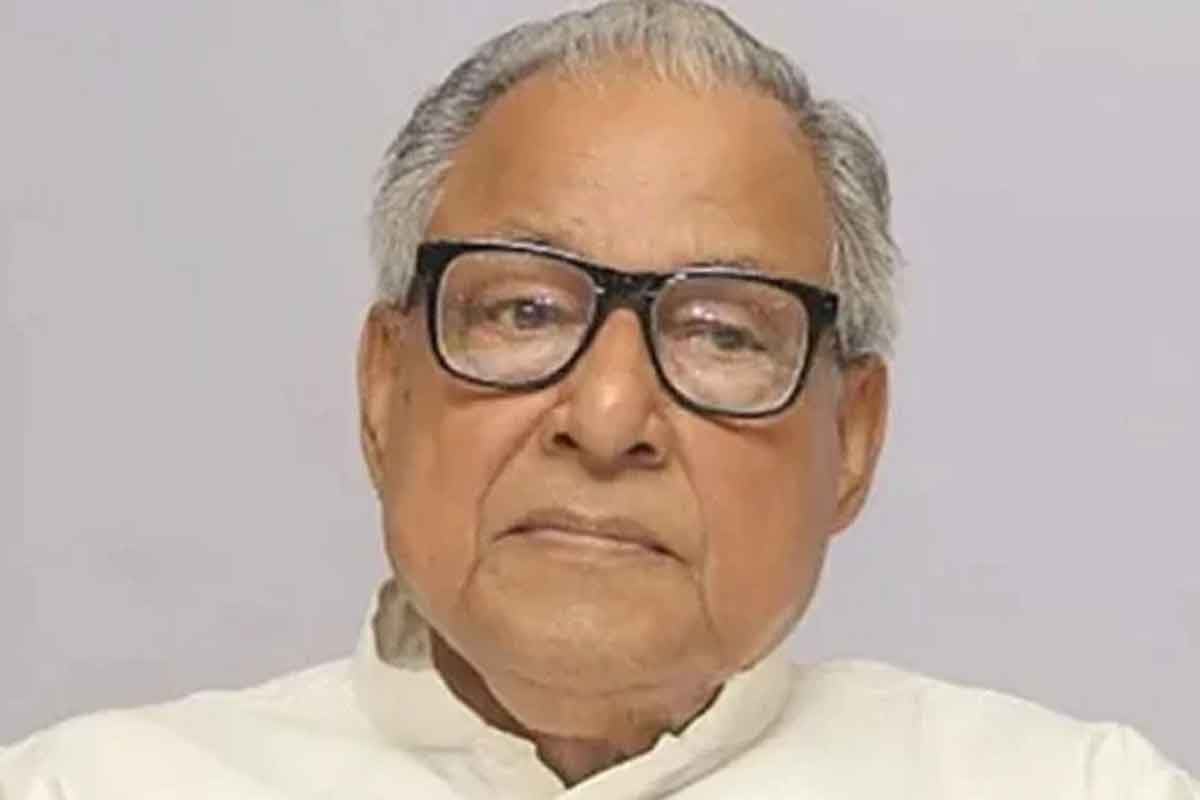 হাসপাতালে ভর্তি নজরুল ইসলাম খান