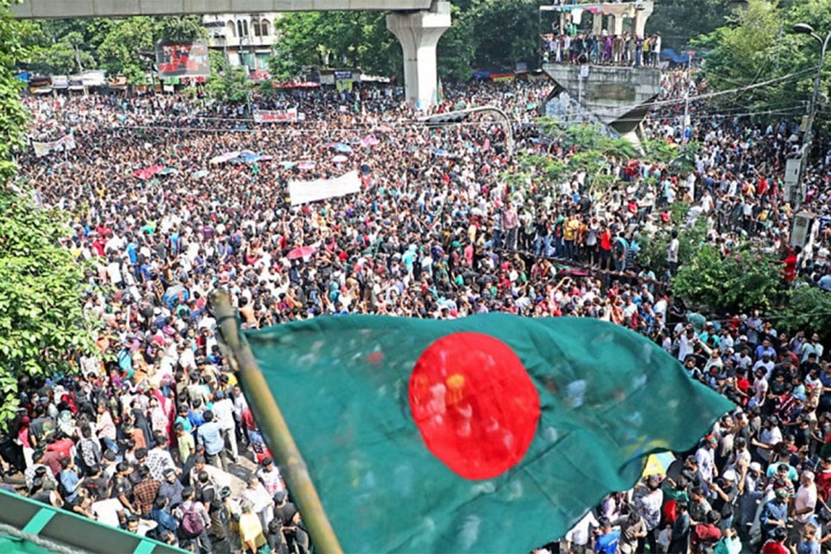 জুলাই চেতনা বনাম জুলাই নিয়ে ব‍্যবসা