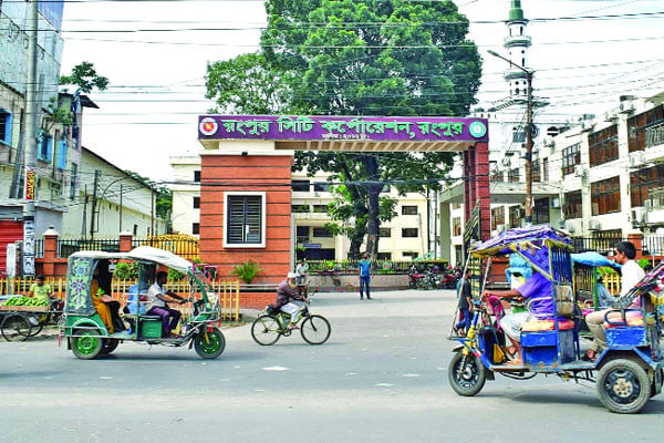তাঁতিপাড়ায় তাঁত নেই