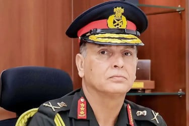 ভারতের নতুন সেনাপ্রধান জেনারেল ধীরাজ শেঠ