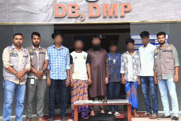 অনলাইনে বিনিয়োগের নামে অর্থ আত্মসাৎ, গ্রেফতার ৬