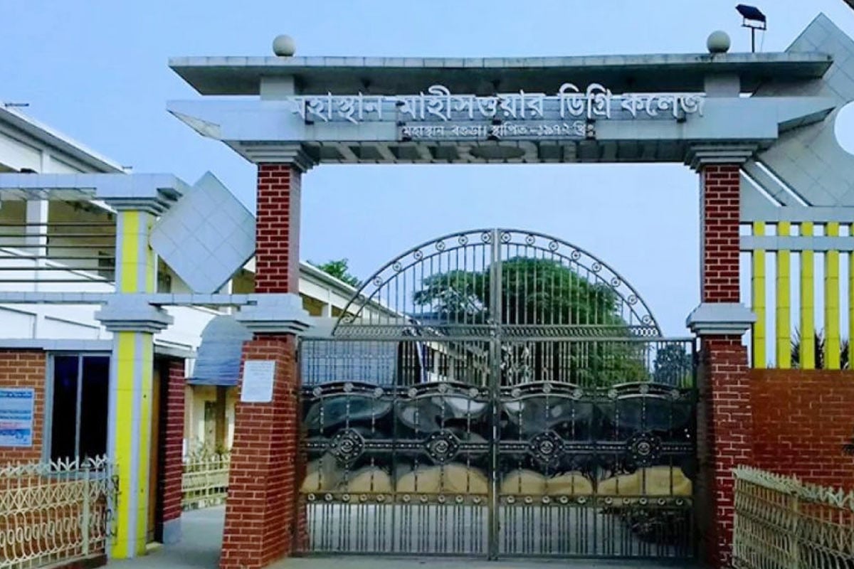 বগুড়ায় প্রবেশপত্র না পেয়ে এইচএসসি পরীক্ষা দিতে পারেননি ১০ শিক্ষার্থী