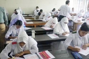 যশোর বোর্ডে এইচএসসি পরীক্ষা শুরু