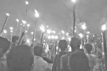 তিস্তাপারে আলোর মিছিল