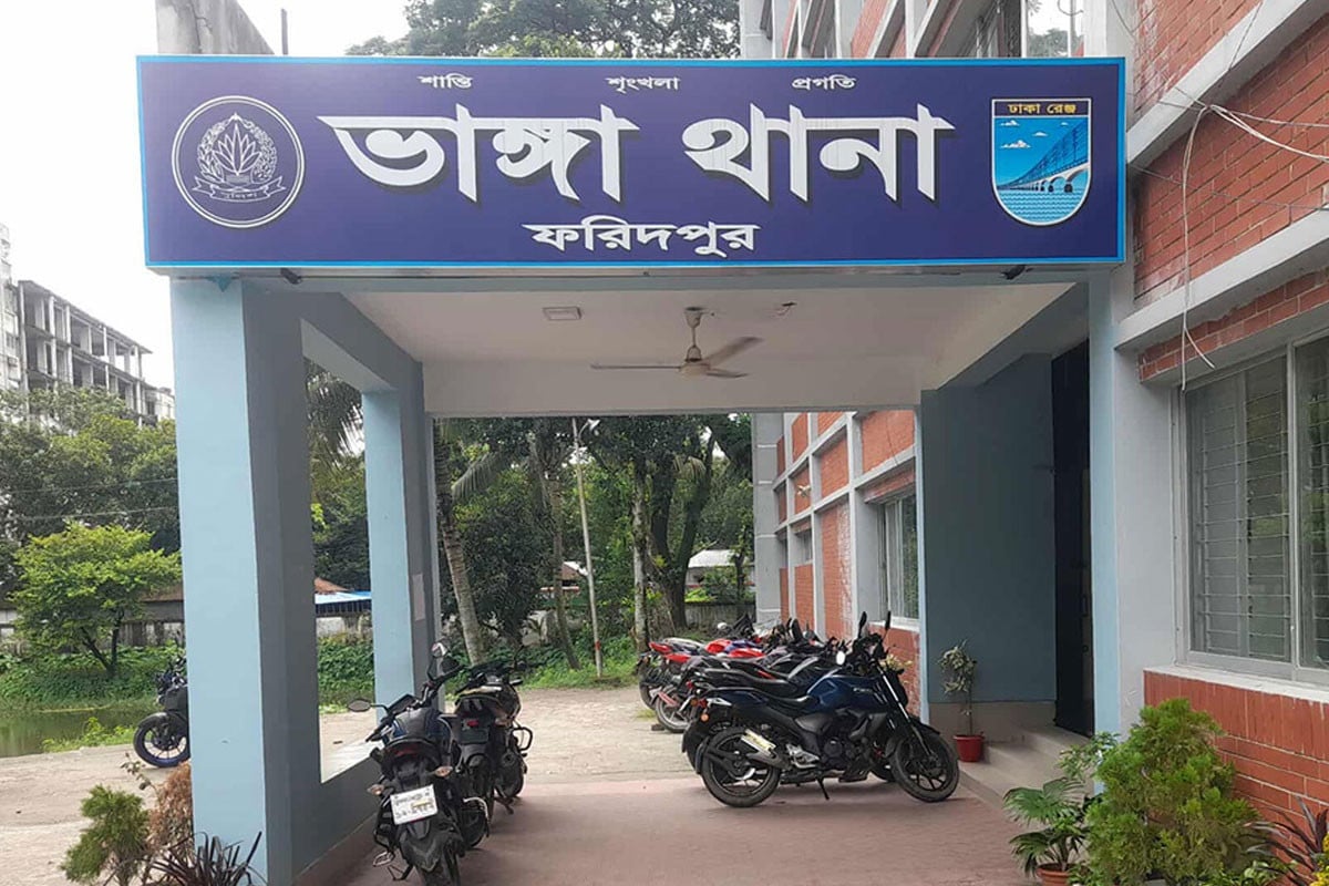১১ জনকে আসামি করে হত্যা মামলা করলেন বাবা