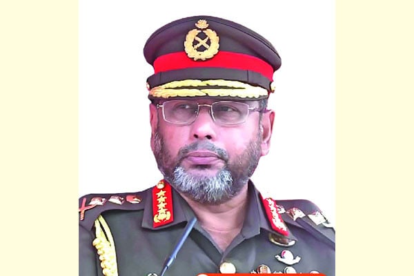দেশে ফিরেছেন সেনাপ্রধান
