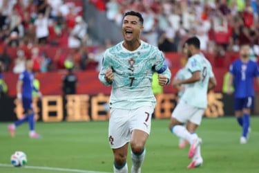 নাটকীয় ম্যাচে ক্রোয়েশিয়াকে হারিয়ে শেষ ষোলোয় পর্তুগাল