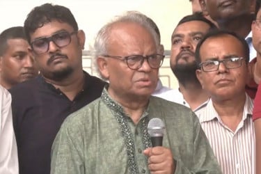এ জাতিকে কখনো বিভাজন করা সম্ভব নয় : রিজভী