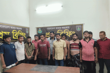 রংপুরে আন্তঃজেলা জুয়াচক্রের ১৩ সদস্য গ্রেফতার