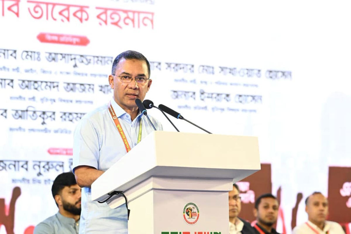 জুলাই গণঅভ্যুত্থানে দল-মত ভুলে মানুষ রাস্তায় নামে, তাদের সম্মান করতে হবে: প্রধানমন্ত্রী