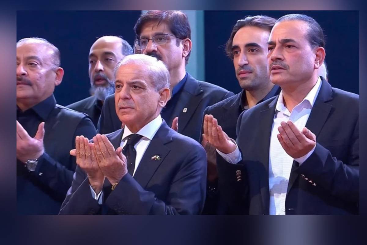 খামেনির প্রভাব প্রজন্ম থেকে প্রজন্ম মনে রাখবে: পাকিস্তানের প্রধানমন্ত্রী