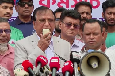 অনিয়ম করলেই ঠিকাদারের টেন্ডার বাতিল: ডিএসসিসি প্রশাসক