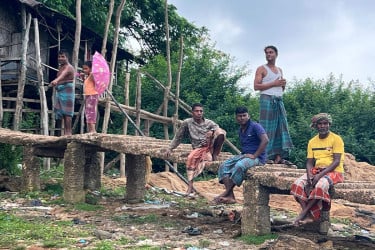 কাপ্তাই হ্রদে মাছ ধরা বন্ধ, তিন মাস কর্মহীন মৎস্যজীবীরা
