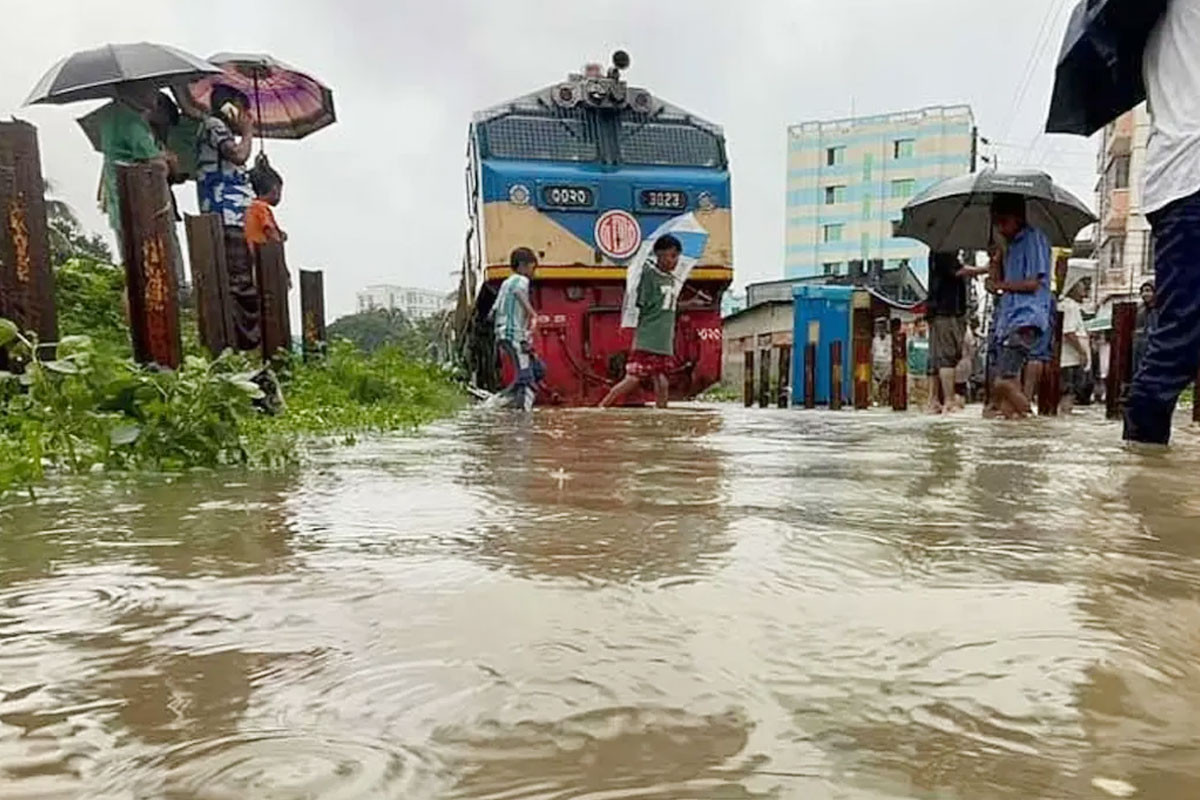 অগ্রিম টিকিটের টাকা ফেরত দিচ্ছে রেলওয়ে