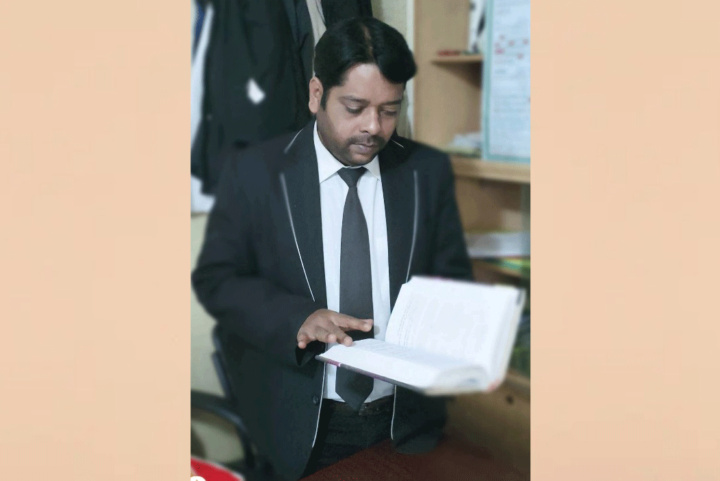 বাগেরহাটে দুর্বৃত্তদের ছুরিকাঘাতে আইনজীবী নিহত