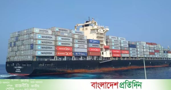 ইয়েমেন ও সোমালিয়া উপকূলে ২২ ভারতীয়সহ দুই জাহাজ ছিনতাই