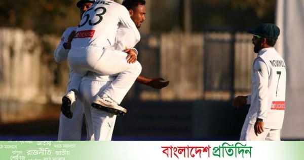 ২১০ রানে থামল অস্ট্রেলিয়া, শরিফুলের বোলিং তোপে লড়াইয়ে ফিরল বাংলাদেশ - bd