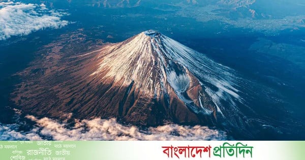 সাড়ে ৬ হাজার ফুট উঁচুতে ৭ বছরের সন্তানকে ফেলে গেলেন বাবা, অতঃপর যা হলো