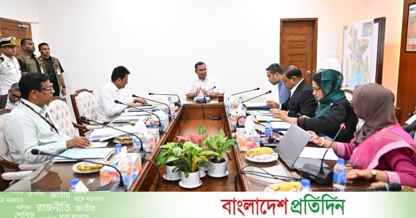 ছেলেদের শিক্ষায় উৎসাহ দিতে মেধাভিত্তিক উপবৃত্তির প্রস্তাব