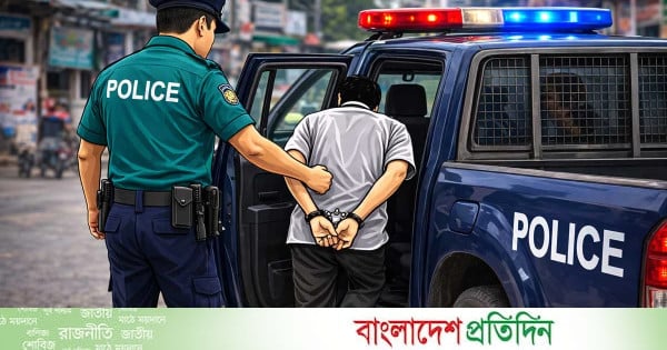 ইয়াবা কারবারের অভিযোগে পল্লবী থানার এএসআই গ্রেপ্তার