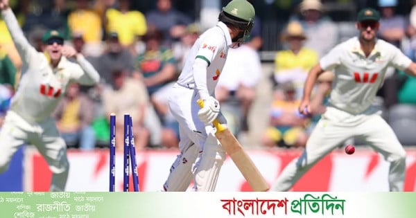 ম্যাকাইয়ের পিচ নিয়ে অস্ট্রেলিয়াকে ধুয়ে দিলেন ব্রড - bd