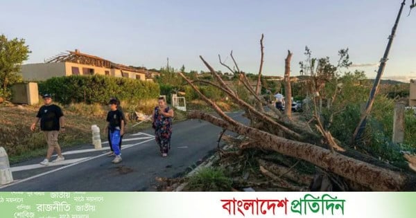 ফ্রান্সে ভয়াবহ টর্নেডোতে আহত ৩৯