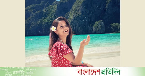 সমুদ্রের বেলাভূমিতে সাদিয়া আয়মানের ‌‘একটুখানি জাদু’ - bd