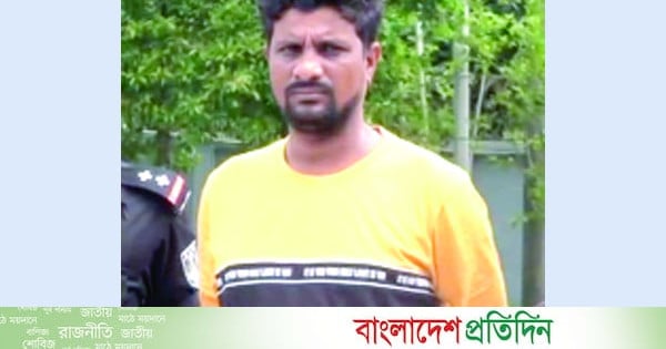 খুলনায় শীর্ষ সন্ত্রাসী শুটার গ্রেপ্তার
