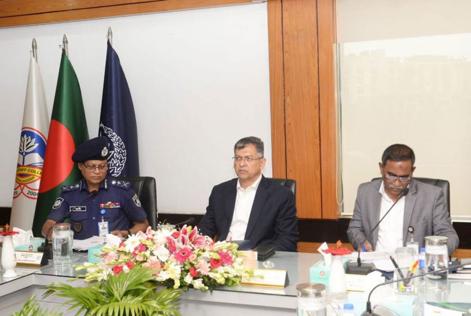 সাইবার অপরাধ দমনে পুলিশের সক্ষমতা বাড়াতে পূর্ণাঙ্গ ইউনিট হচ্ছে: স্বরাষ্ট্রমন্ত্রী