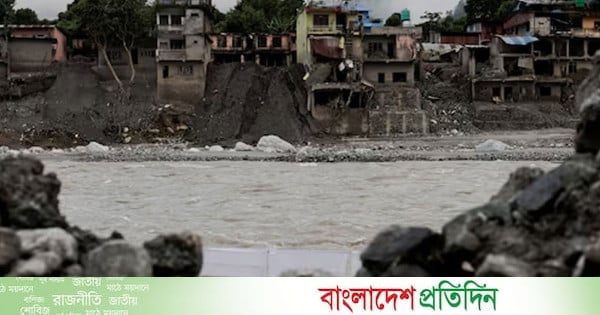 ভারত ও নেপালে বন্যা-ভূমিধসে নিহত ৭০