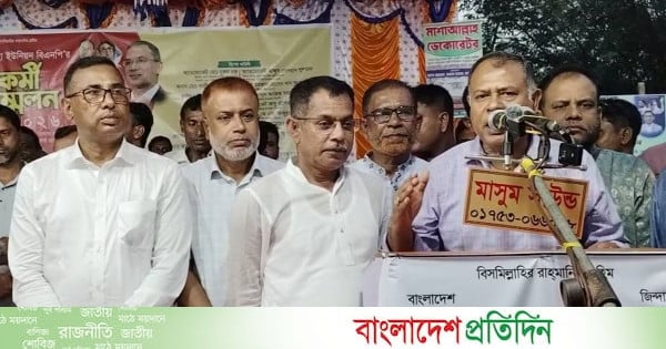 অশোকনগরে প্রাক্তন তৃণমূল নেতার ঝুলন্ত দেহ, বাবার মৃতদেহ উদ্ধার
