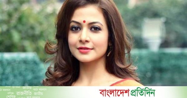 অভিনয় থেকে রাজনীতি, এবার কোয়েলের ‘দলবদল’ চমক