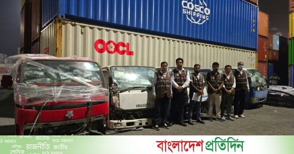 চট্টগ্রাম বন্দরে কাস্টমস গোয়েন্দার চাঞ্চল্যকর অভিযান