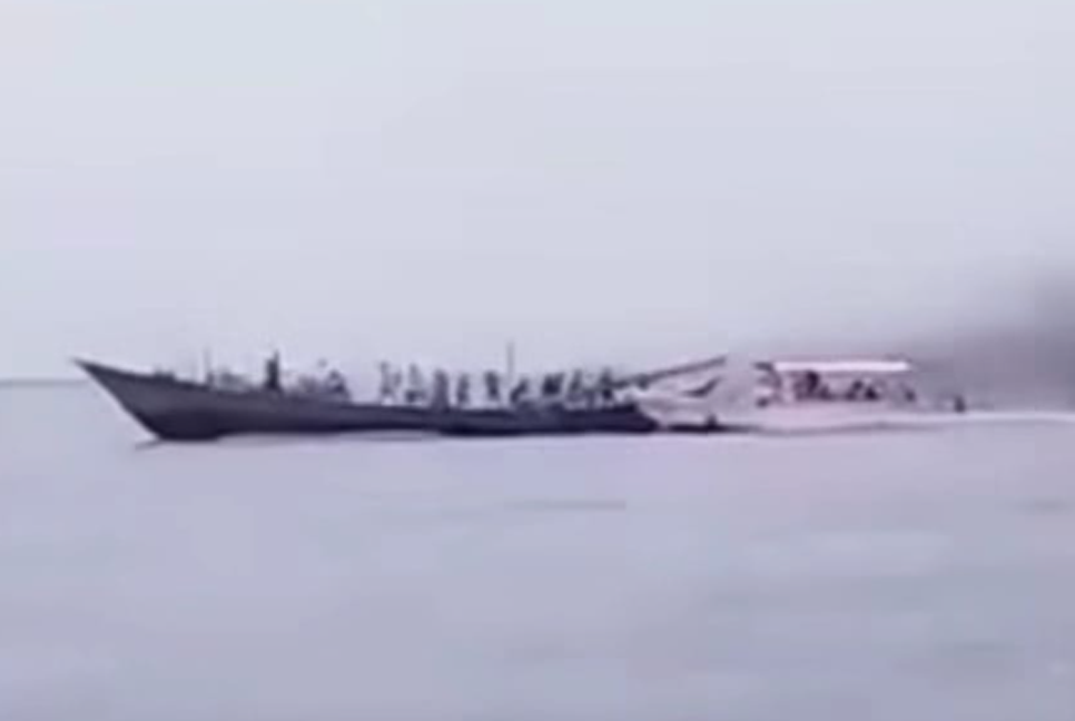 মা ইলিশ রক্ষায় কোস্টগার্ডের অভিযানে জেলেদের হামলা, স্পিডবোট ক্ষতিগ্রস্ত
