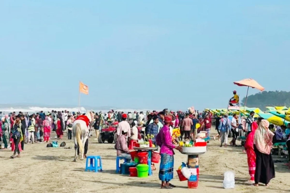 দুর্গাপূজার ছুটিতে কক্সবাজারে নামবে পর্যটকের ঢল, ৯০ শতাংশ কক্ষ বুকিং