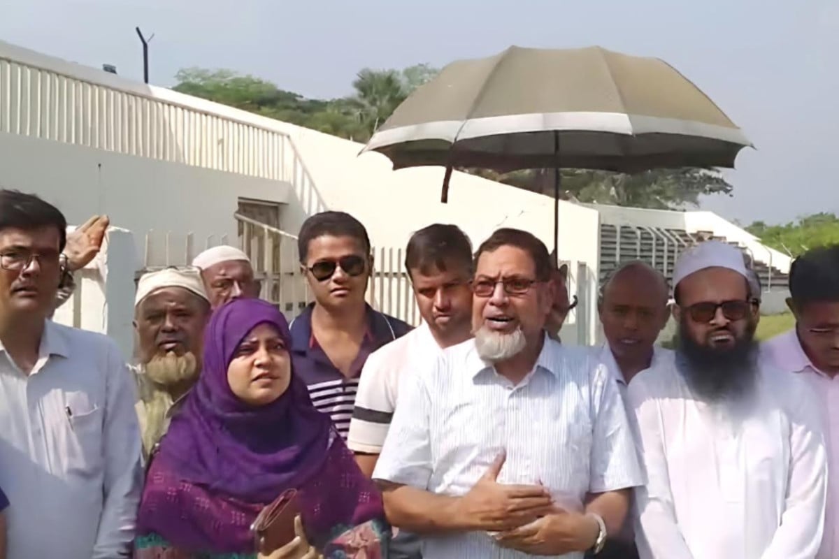 বগুড়ার সান্তাহার স্টেডিয়াম পরিদর্শন করলেন জাতীয় ক্রীড়া পরিষদের প্রকৌশলী