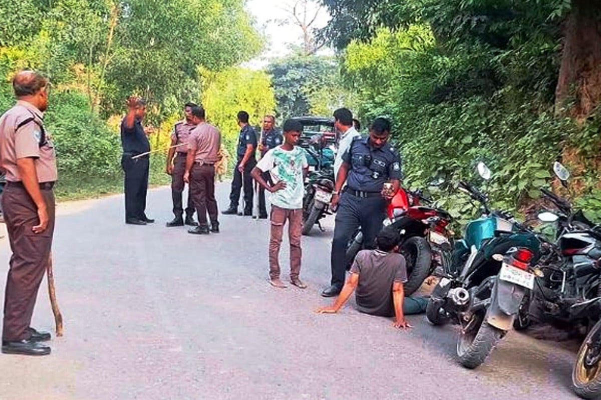 কক্সবাজারে ৫০-৬০ যানবাহনে ডাকাতি, ১০-১২ সদস্যের দল