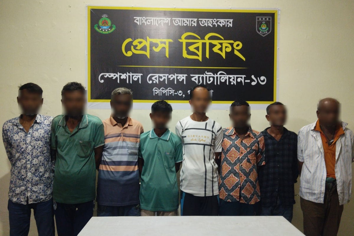 গাইবান্ধায় ৮ জুয়াড়ি গ্রেফতার