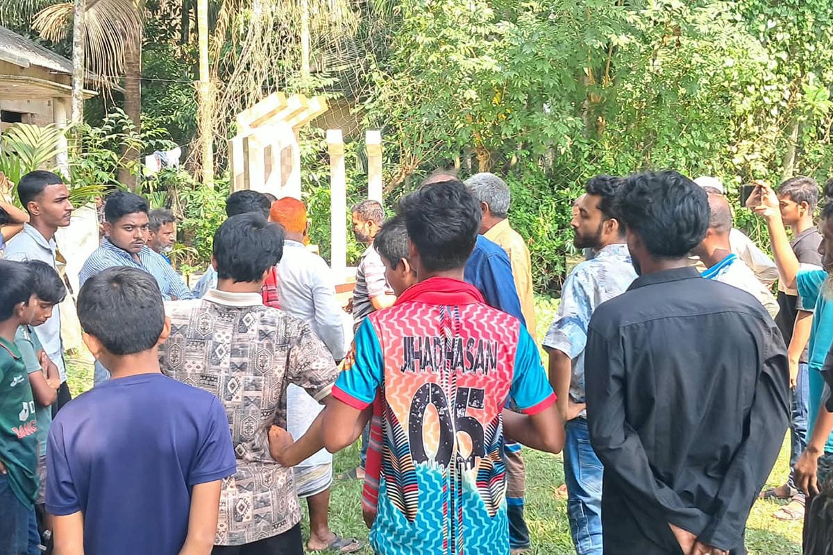 বাগেরহাটে মাদকাসক্ত কিশোরের মৃত্যু ও মাদক কারবারির বাড়িতে হামলা