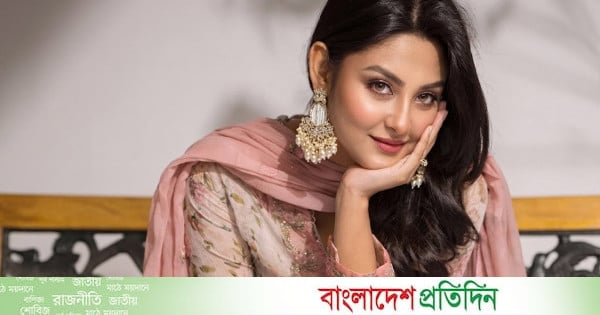 সিনেমায় অভিনয় নিয়ে যা বললেন নীহা
