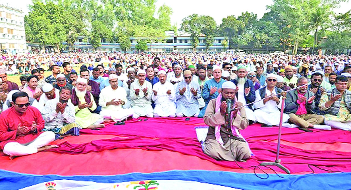 (৪) বগুড়া-৪ আসনে এমপি প্রার্থী মোশাররফ হোসেনের অংশগ্রহণে দোয়া মাহফিল