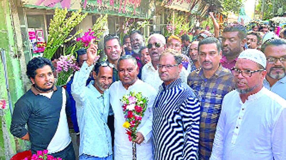 রংপুর সদর-৩ আসনের বিএনপি প্রার্থী সামসুজ্জামান সামু মহানগরীসহ বিভিন্ন পাড়ামহল্লায় গণসংযোগ করেন