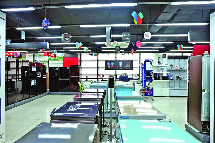 স্মার্ট প্রযুক্তিতে বদলে যাচ্ছে জীবনযাত্রা