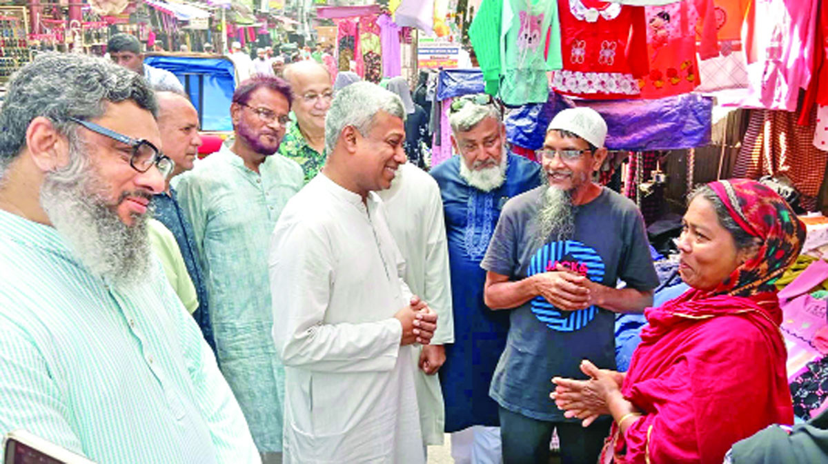 যশোর-৩ (বসুন্দিয়া ইউনিয়ন বাদে সদর উপজেলার বাকি অংশ) আসনে বিএনপির অনিন্দ্য ইসলাম অমিত শহরের বড় বাজার এলাকায় নির্বাচনি গণসংযোগে