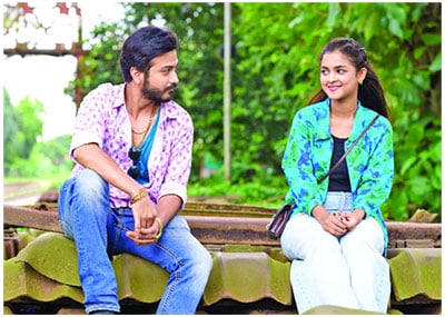 ‘খুঁজি তোকে’