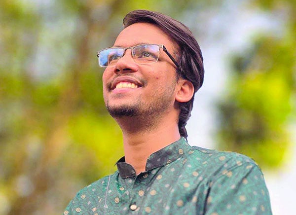আসাদুজ্জামান খান