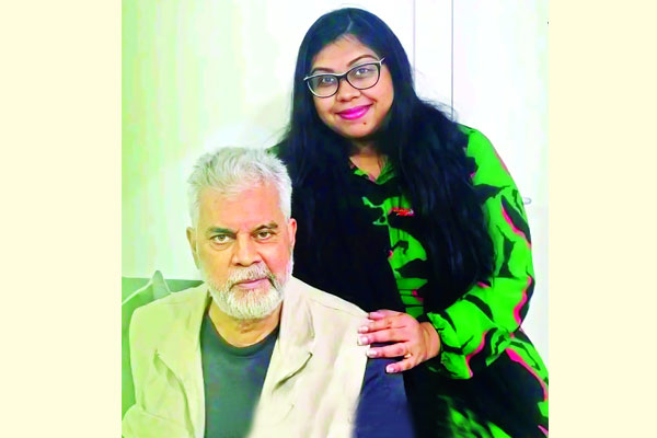 লন্ডনে কন্যা ইমার সঙ্গে অসুস্থ ইলিয়াস কাঞ্চন